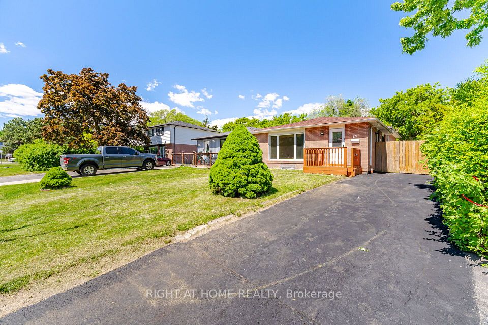 59 Edenborough Drive, Brampton, ON L6T 3A6 at 59 Edenborough Drive, Brampton, ON L6T 3A6, Brampton, ON, L6T 3A6