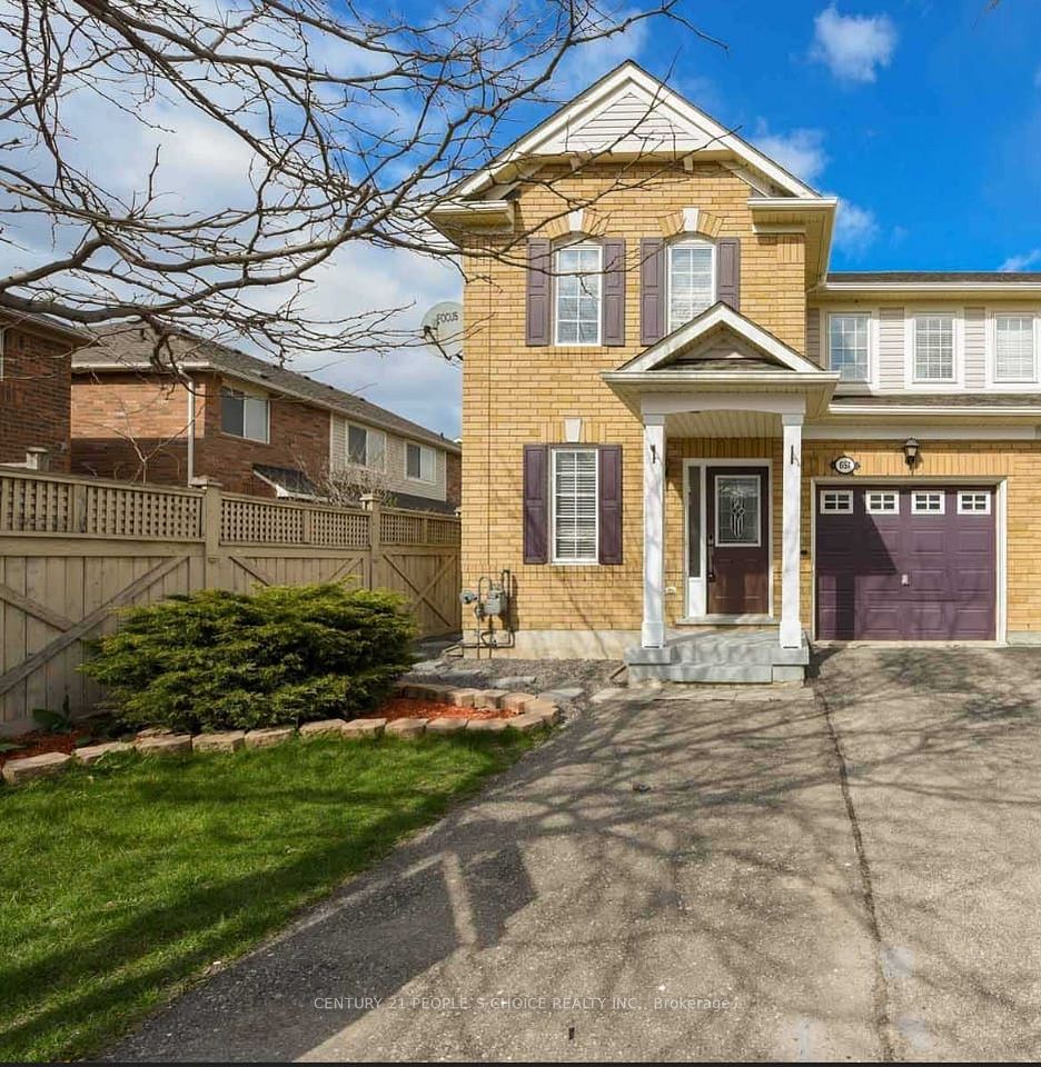 Semi-Detached  at 657 Thompson Road S BSMT, Milton, ON L9T 5W8, Milton