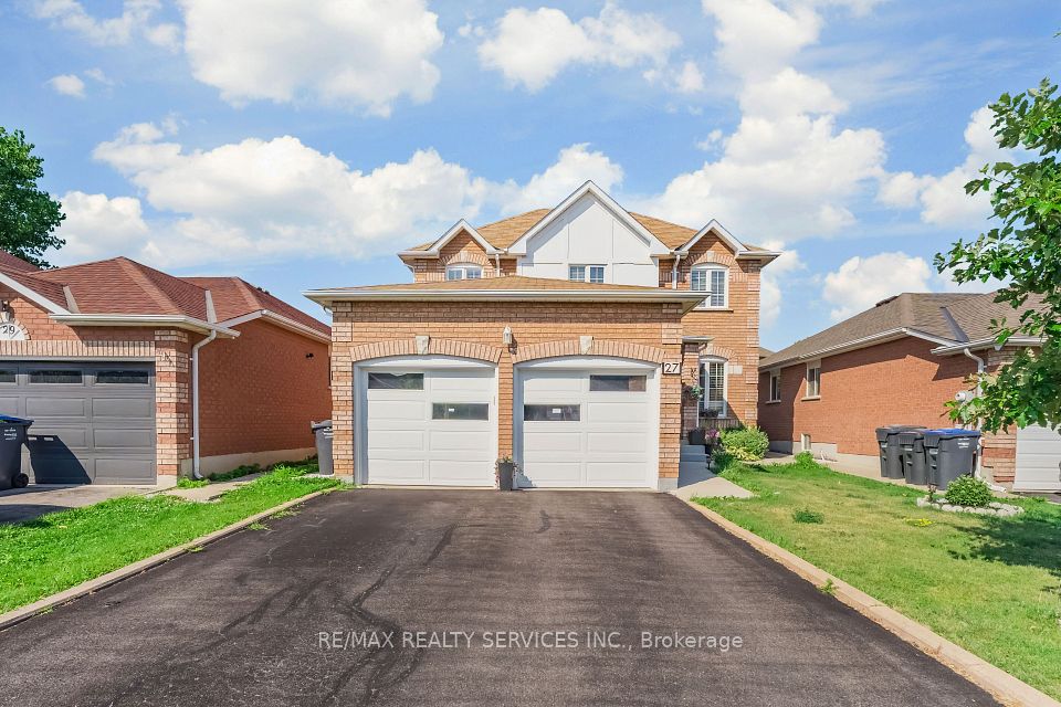 27 Colleyville Street, Brampton, ON L7A 1H7 at 27 Colleyville Street, Brampton, ON L7A 1H7, Brampton, ON, L7A 1H7