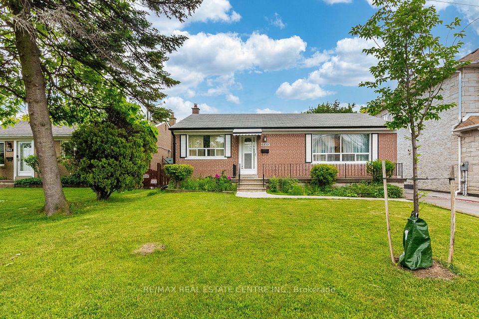 6939 Justine Drive, Mississauga, ON L4T 1M4 at 6939 Justine Drive, Mississauga, ON L4T 1M4, Mississauga, ON, L4T 1M4