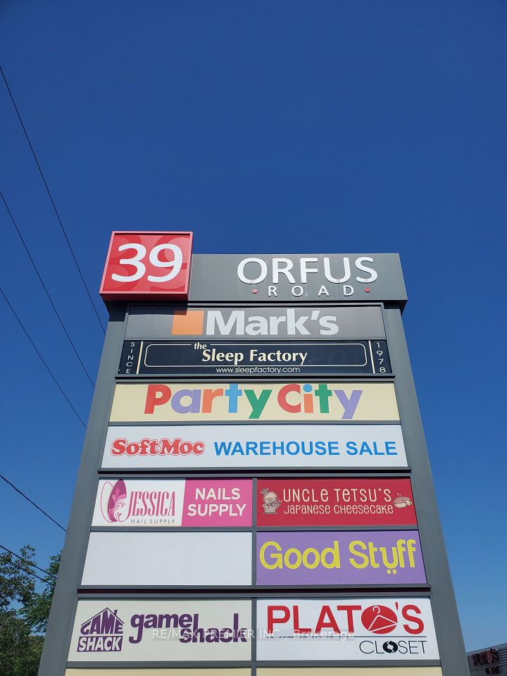 39 Orfus Road B2, Toronto, ON M6A 1L7