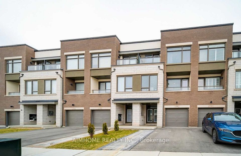Att/Row/Townhouse at 218 Wheat Boom Drive, Oakville, ON L6H 0P4, Oakville