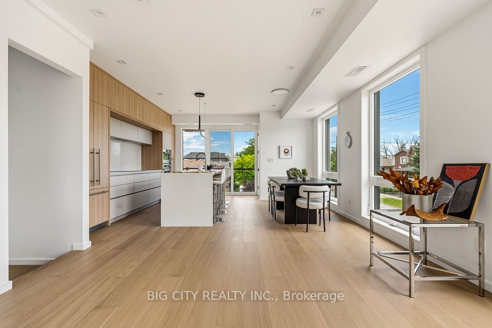 276 Lanor Avenue 3, Toronto, ON M8W 2P9 at 276 Lanor Avenue 3, Toronto, ON M8W 2P9, Toronto W06, ON, M8W 2P9