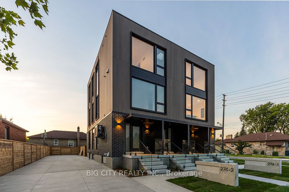 276 Lanor Avenue 1, Toronto, ON M8W 2P9 at 276 Lanor Avenue 1, Toronto, ON M8W 2P9, Toronto W06, ON, M8W 2P9
