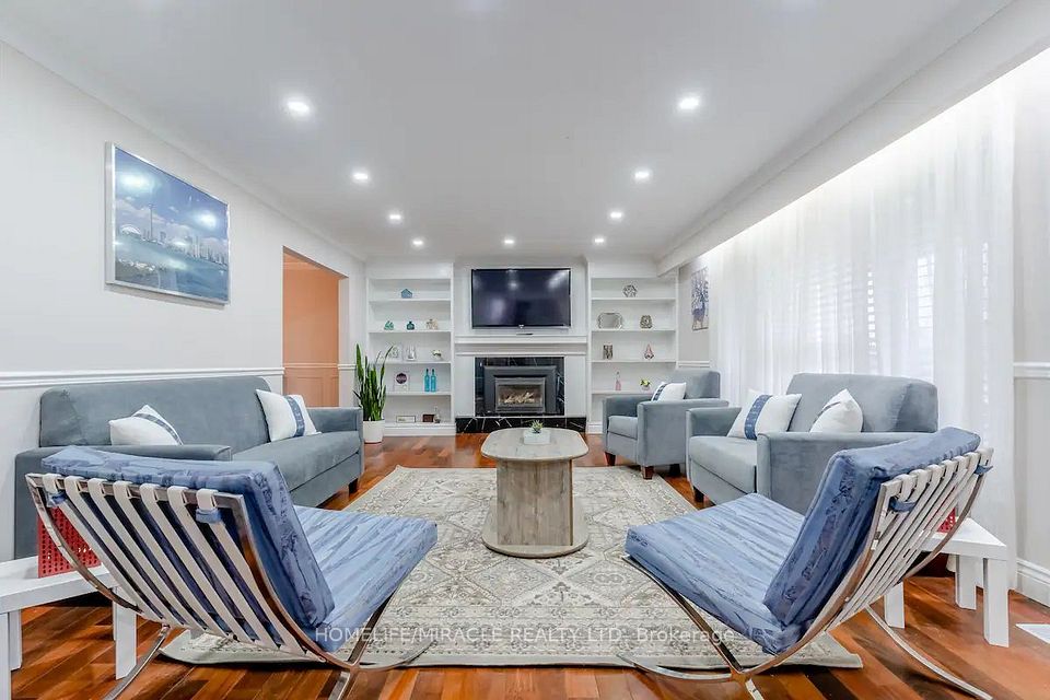 Detached at 10690 Trafalgar Road, Halton Hills, ON L7G 4S5, Halton Hills