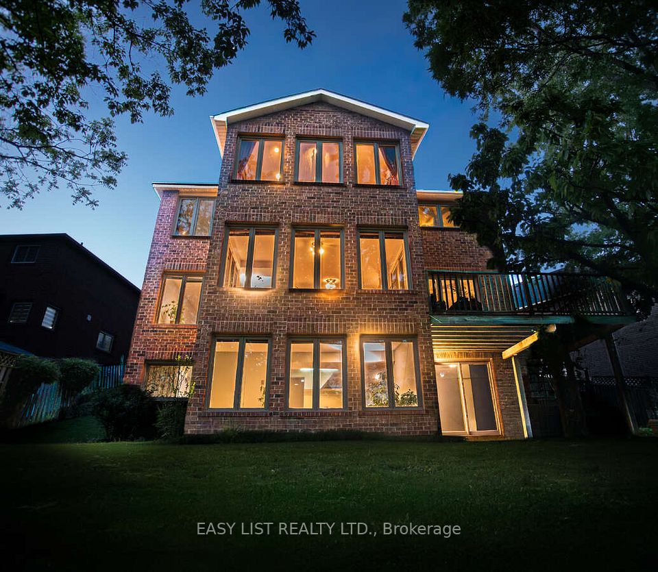 208 Anastasia Terrace, Mississauga, ON L5B 3A6 at 208 Anastasia Terrace, Mississauga, ON L5B 3A6, Mississauga, ON, L5B 3A6
