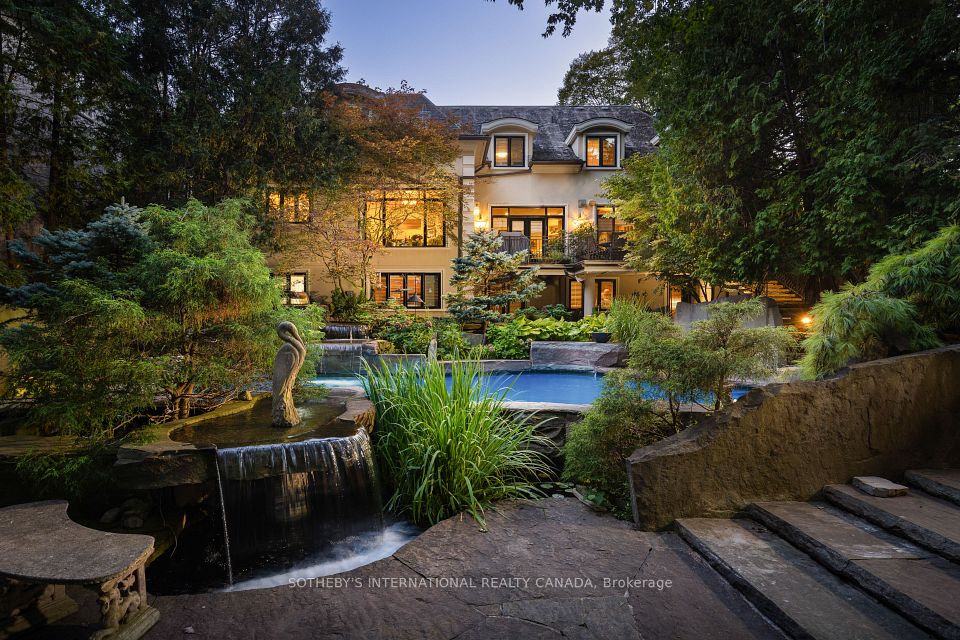 23 Edenbrook Hill, Toronto, ON M9A 3Z7 at 23 Edenbrook Hill, Toronto, ON M9A 3Z7, Toronto W08, ON, M9A 3Z7