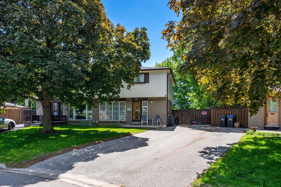132 Fallingdale Crescent, Brampton, ON L6T 3J6 at 132 Fallingdale Crescent, Brampton, ON L6T 3J6, Brampton, ON, L6T 3J6
