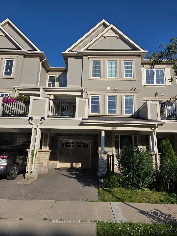 Att/Row/Townhouse at 282 Jemima Drive E, Oakville, ON L6M 0V6, Oakville