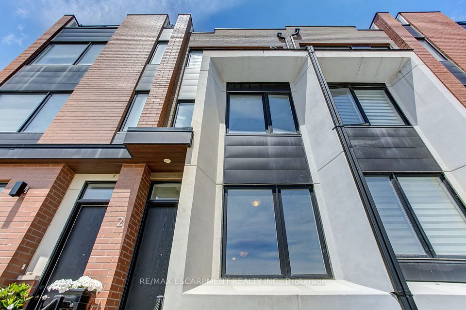 Att/Row/Townhouse at 130 Frederick Tisdale Drive 2, Toronto, ON M3K 0A5, Toronto W05