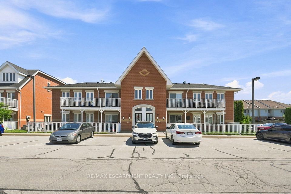 Condo Apartment at 1701 Lampman Avenue 204, Burlington, ON L7L 6R7, Burlington