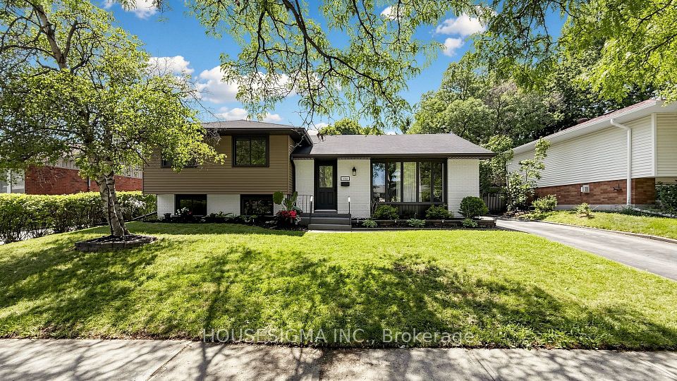 Detached at 1486 Barker Avenue, Burlington, ON L7P 2R4, Burlington