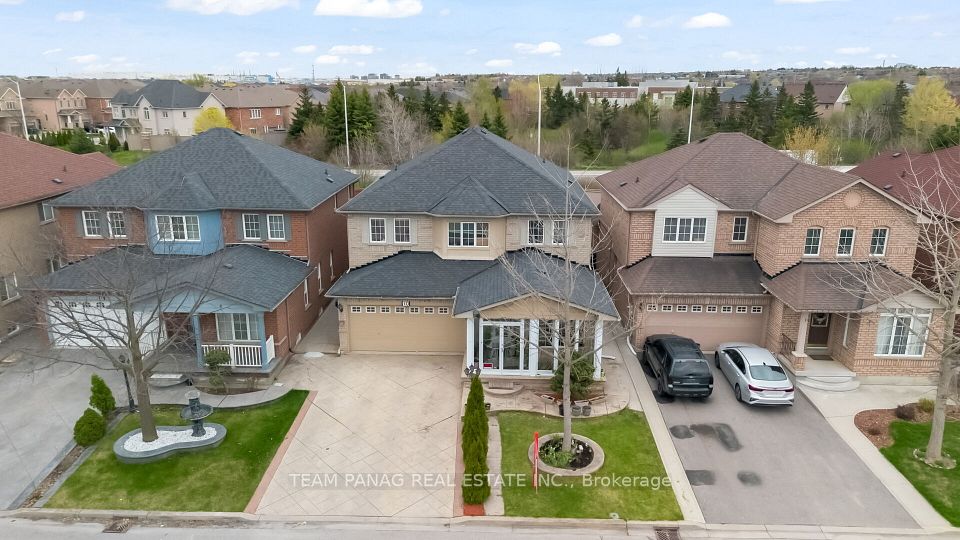 10 Hollowgrove Boulevard, Brampton, ON L6P 1B2 at 10 Hollowgrove Boulevard, Brampton, ON L6P 1B2, Brampton, ON, L6P 1B2