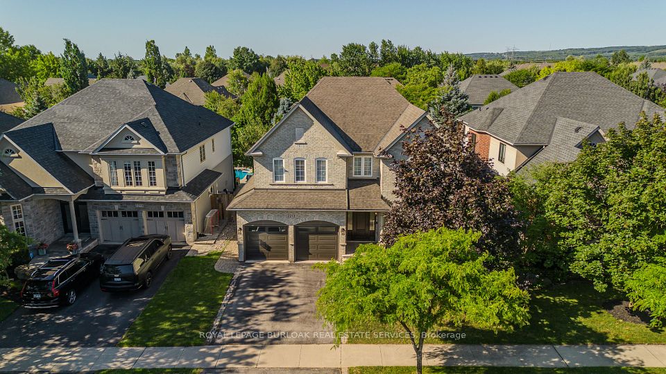 Detached at 2212 Snead Road, Burlington, ON L7M 4X2, Burlington