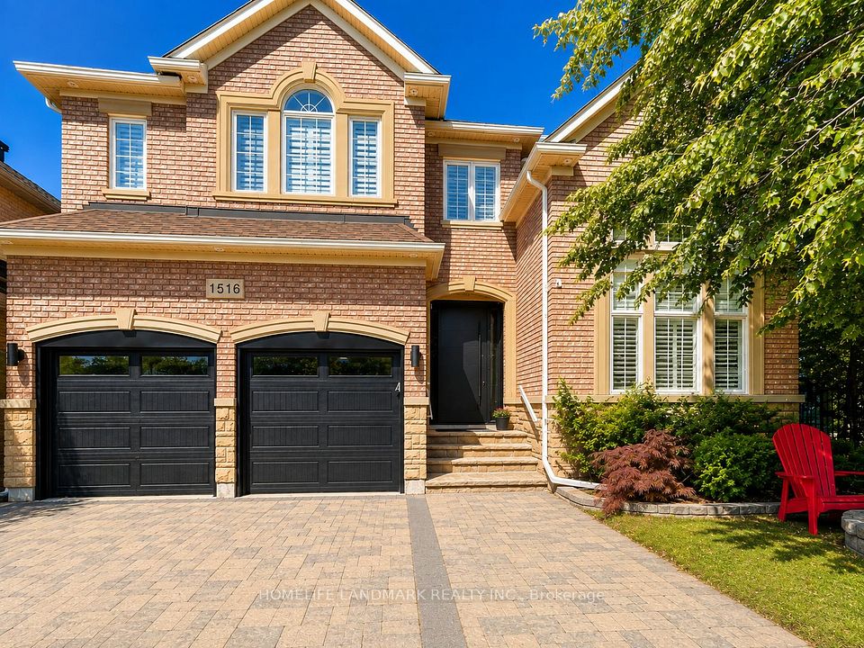 Detached at 1516 Pinery Crescent, Oakville, ON L6H 7J9, Oakville