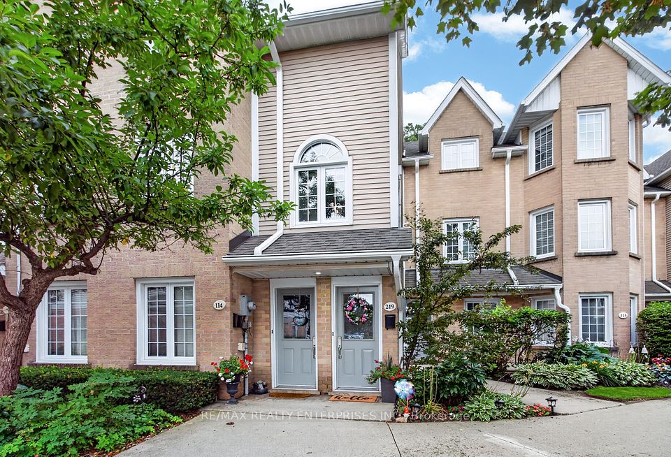 2110 Cleaver Avenue 219, Burlington, ON L7M 3Z4 at 2110 Cleaver Avenue 219, Burlington, ON L7M 3Z4, Burlington, ON, L7M 3Z4