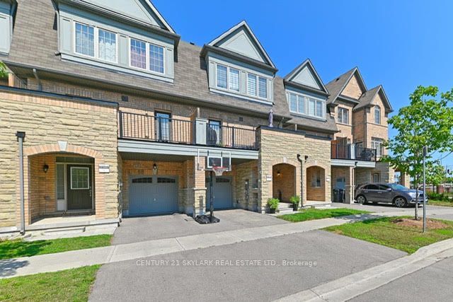 Att/Row/Townhouse at 126 Fruitvale Circle, Brampton, ON L7A 5C1, Brampton