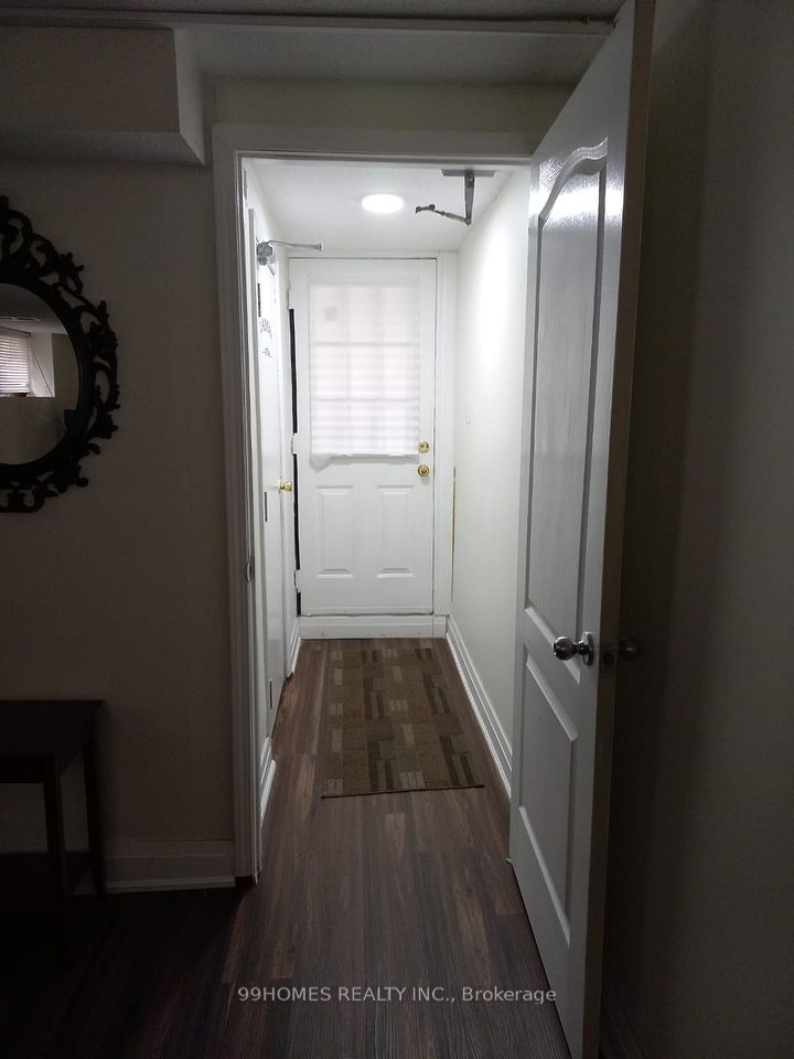 Semi-Detached at 53 Major Oaks Drive Bsmnt, Brampton, ON L6V 3K1, Brampton
