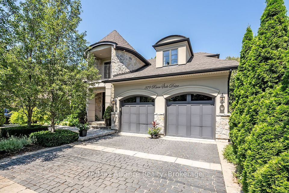 Detached at 379 River Side Drive, Oakville, ON L6K 3N6, Oakville