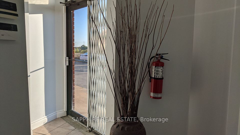 7885 Tranmere Drive 1-102, Mississauga, ON L5S 1V8