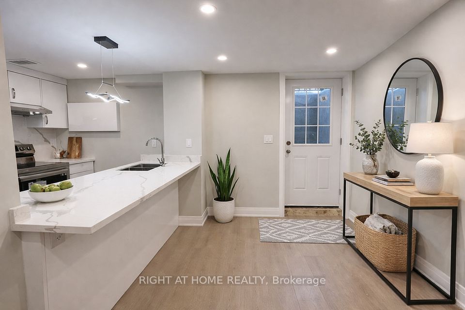 Semi-Detached at 3551 Autumnleaf Crescent Lower, Mississauga, ON L5L 1K6, Mississauga