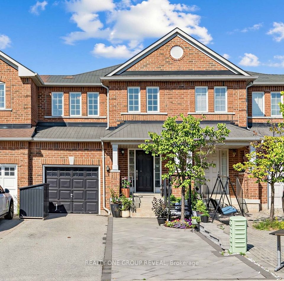 Att/Row/Townhouse at 6122 Coxswain Crescent, Mississauga, ON L5V 2Z8, Mississauga