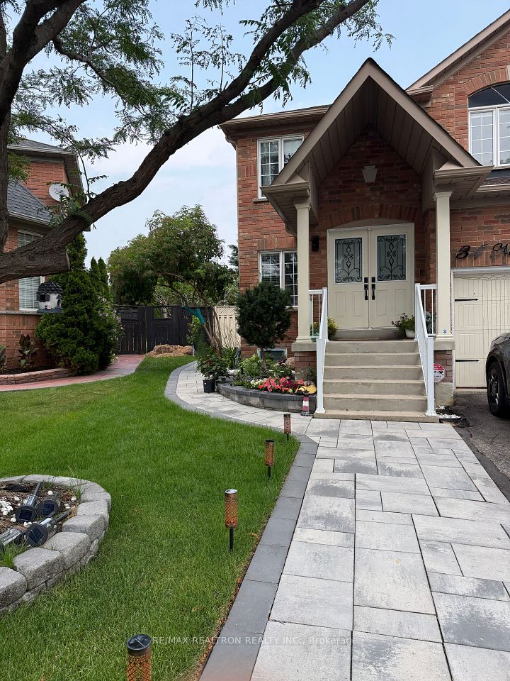 Semi-Detached at 34 Nostalgia Court Basement Unit, Brampton, ON L6X 5C6, Brampton