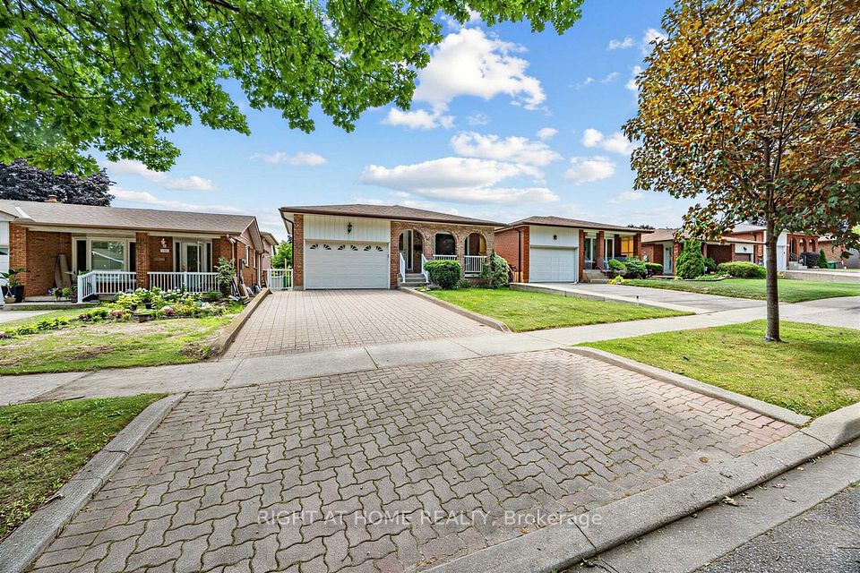 3126 Mccarthy Court, Mississauga, ON L4Y 3Z5 at 3126 Mccarthy Court, Mississauga, ON L4Y 3Z5, Mississauga, ON, L4Y 3Z5