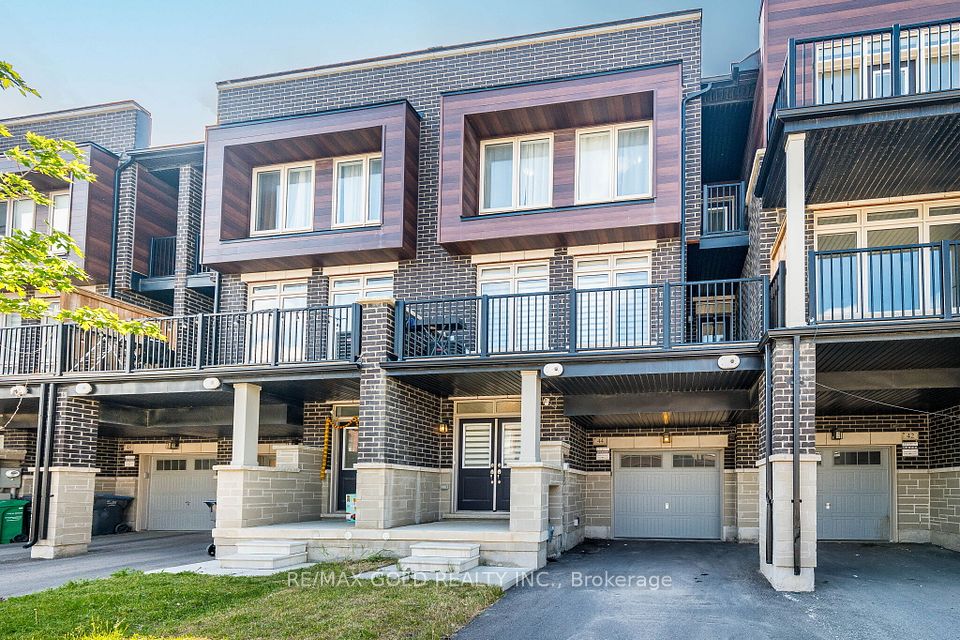 Att/Row/Townhouse at 44 Donald Ficht Crescent, Brampton, ON L7A 5H6, Brampton