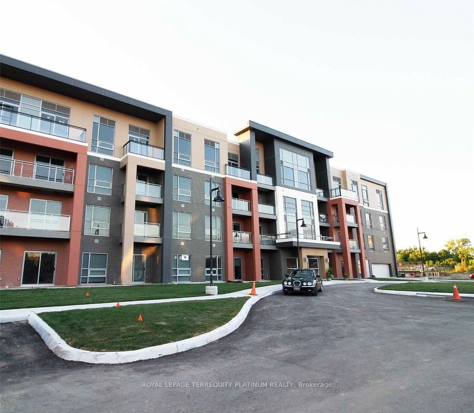Common Element Condo at 4040 Upper Middle Road 312, Burlington, ON L7M 0H2, Burlington