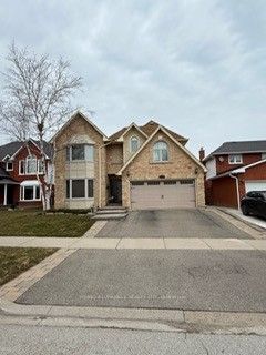 Detached at 2133 Heidi Avenue, Burlington, ON L7M 3P4, Burlington