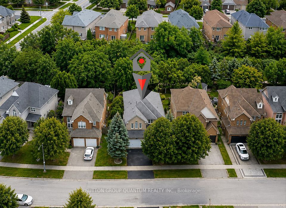 Detached at 2092 Glenfield Road, Oakville, ON L6M 3S4, Oakville
