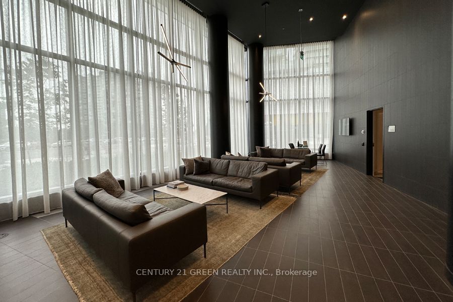Condo Apartment at 3900 Confederation Parkway 2301, Mississauga, ON L5B 0M3, Mississauga