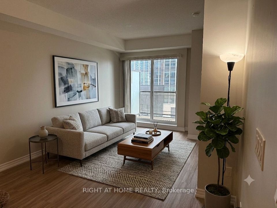 Condo Apartment at 385 Prince Of Wales Drive 401, Mississauga, ON L5B 0C6, Mississauga