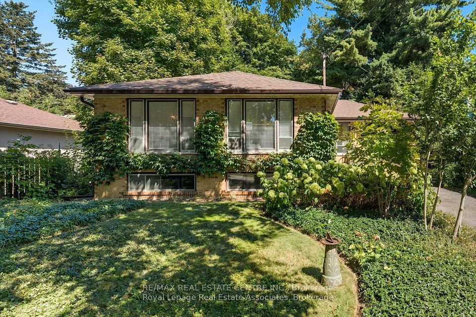 Detached at 1229 Welwyn Drive upper, Mississauga, ON L5J 3J5, Mississauga