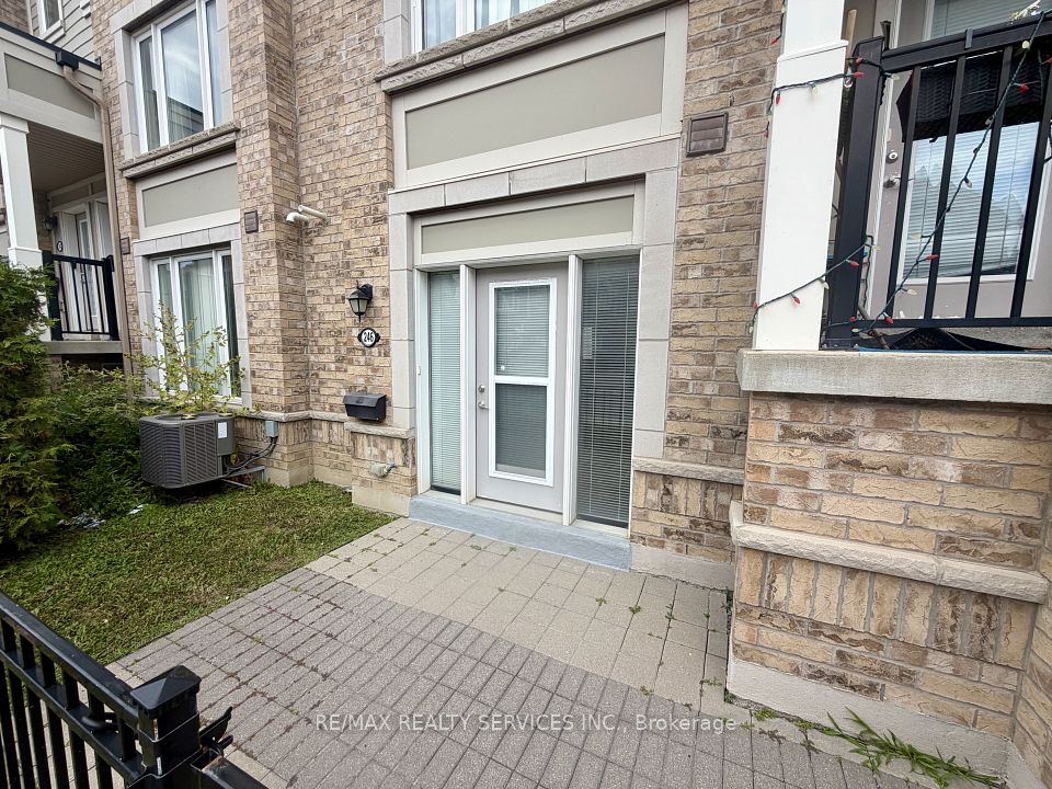 Condo Townhouse at 250 Sunny Meadow Boulevard 256, Brampton, ON L6R 3Y6, Brampton