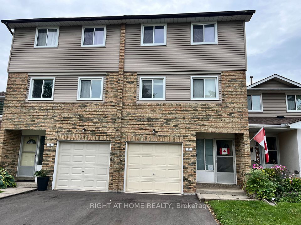 Condo Townhouse at 70 Carisbrooke Court, Brampton, ON L6S 3K1, Brampton