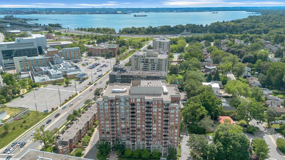 Condo Apartment at 442 Maple Ave Avenue 403, Burlington, ON L7S 2L7, Burlington