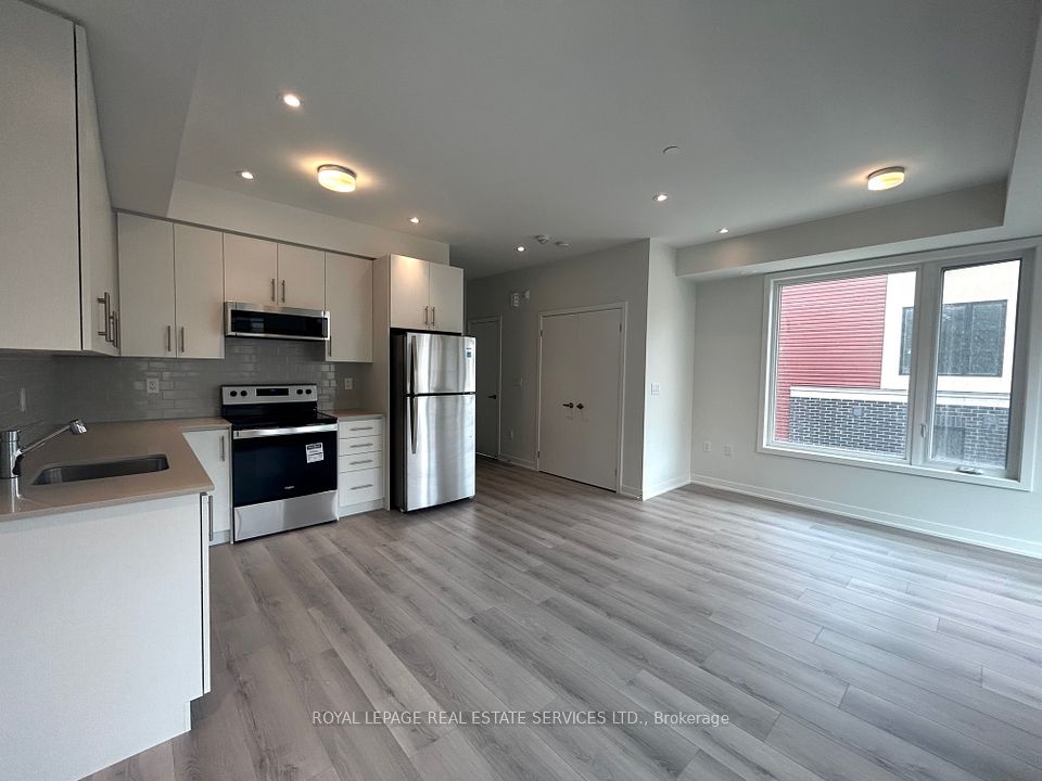 Condo Townhouse at 3405 Ridgeway Drive E 18, Mississauga, ON L5L 0B9, Mississauga
