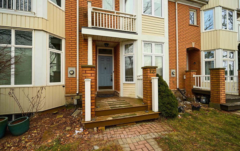 Att/Row/Townhouse at 12 The Greenery W, Oakville, ON L6H 6J6, Oakville
