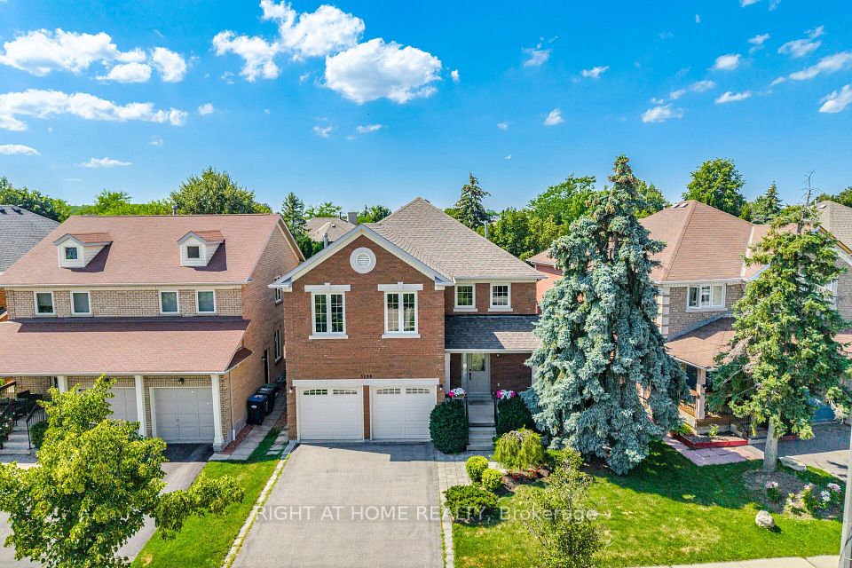 Detached at 5296 Middlebury Drive, Mississauga, ON L5M 5E5, Mississauga
