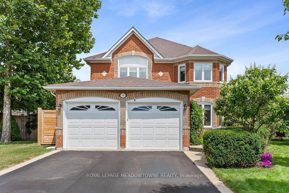 38 Chester Crescent, Halton Hills, ON L7G 5W5 at 38 Chester Crescent, Halton Hills, ON L7G 5W5, Halton Hills, ON, L7G 5W5
