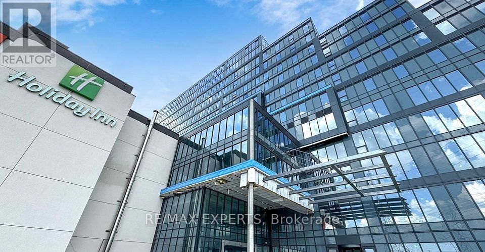 600 Dixon Road 204, Toronto, ON M9W 1J1