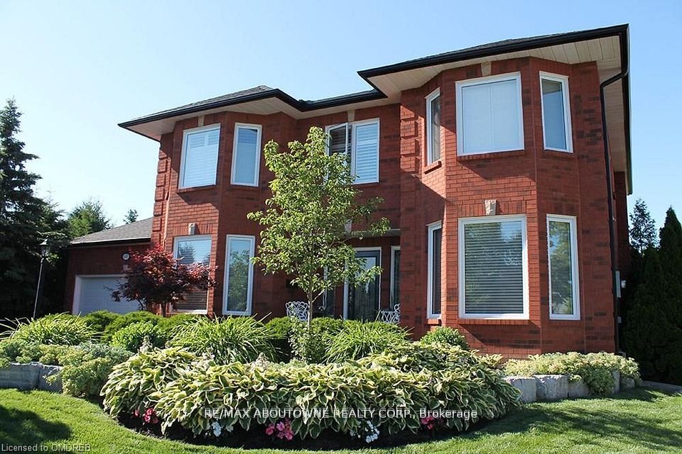 Detached at 1487 The Links Drive, Oakville, ON L6M 2P2, Oakville