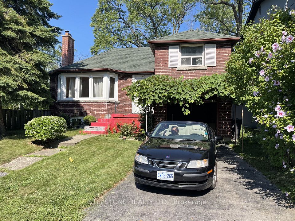 40 Glenvalley Drive S, Toronto, ON M6M 4V9 at 40 Glenvalley Drive S, Toronto, ON M6M 4V9, Toronto W04, ON, M6M 4V9