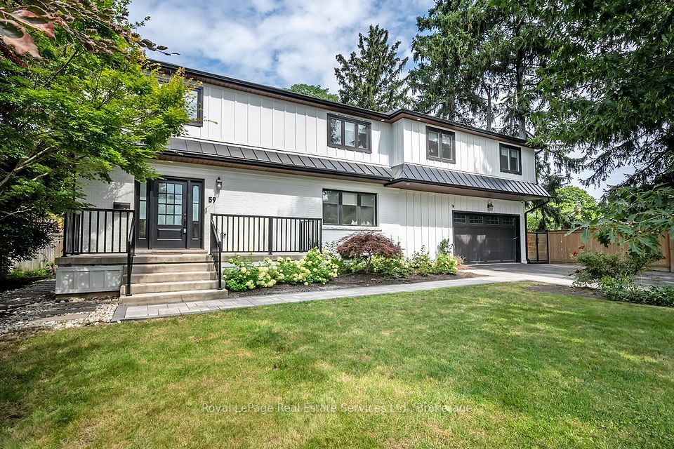 Detached at 59 Fairwood Place E, Burlington, ON L7T 2B7, Burlington