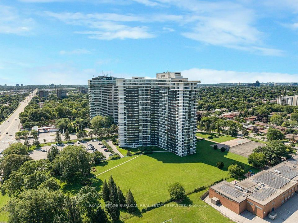 1333 Bloor Street 718, Mississauga, ON L4Y 3T6 at 1333 Bloor Street 718, Mississauga, ON L4Y 3T6, Mississauga, ON, L4Y 3T6