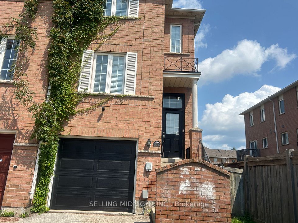 Att/Row/Townhouse at 2413 Ravinebrook Crescent, Oakville, ON L6H 6Y2, Oakville