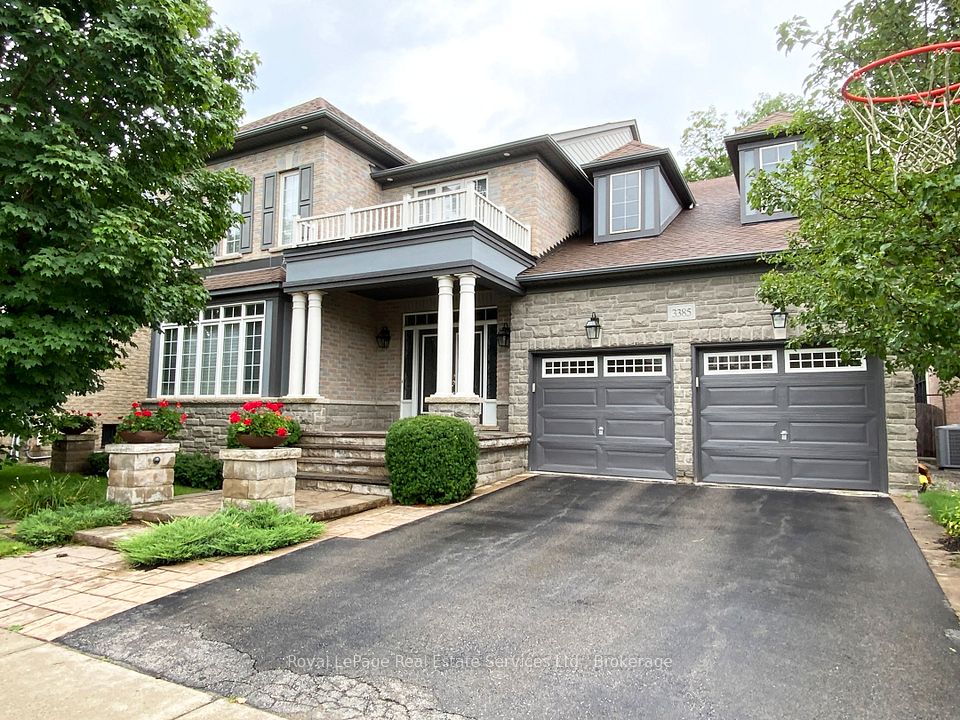 Detached at 3385 Liptay Avenue, Oakville, ON L6M 0M8, Oakville