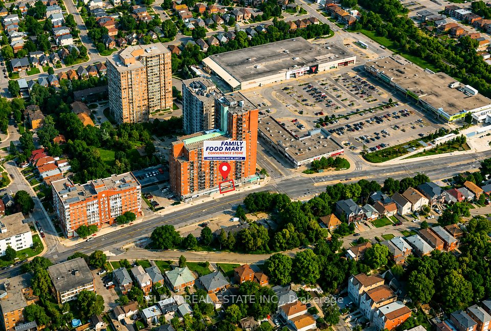 4- 2468 Eglinton Avenue W, Toronto, ON M6M 5E2